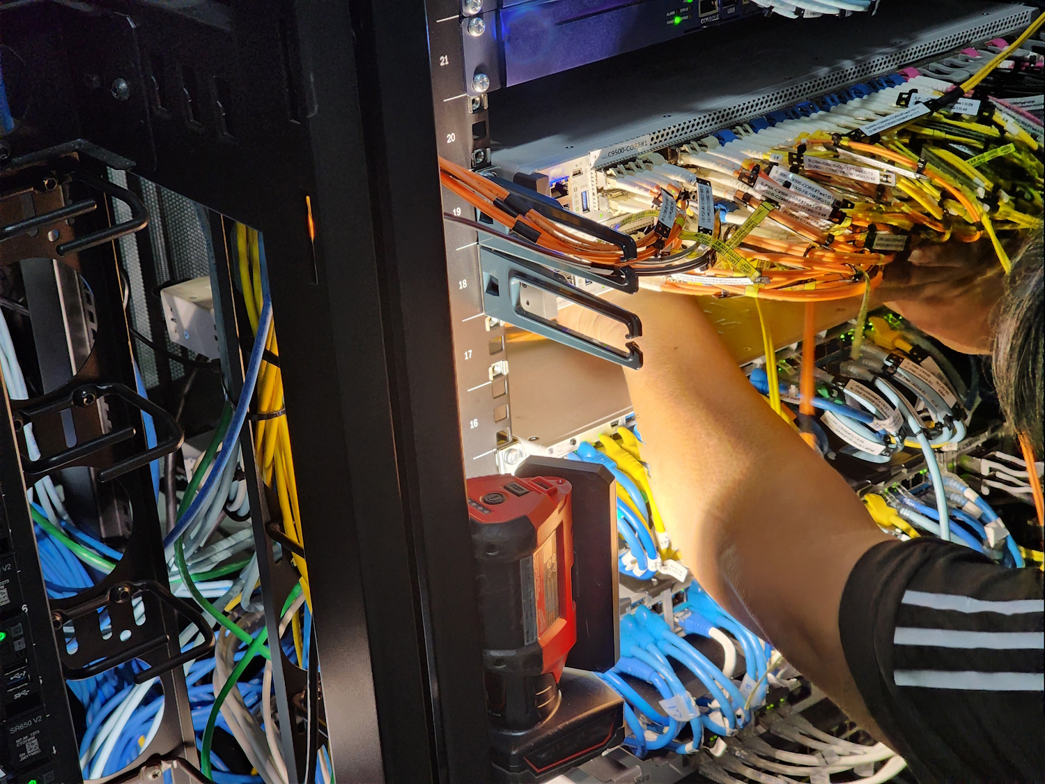 Fiber Optic Cables, Network, System, Server Room System Maintenance by Experts